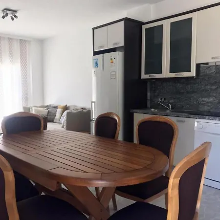 Gorgeous House With Shared Pool Surrounded By Nature In Bodrum Apartament